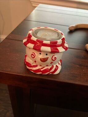 Snowman tea light candle holder